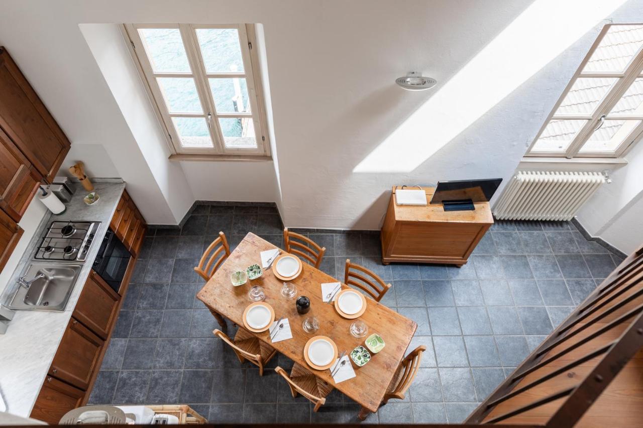 Cozy Suites On The Lake - The House Of Travelers Brienno Exterior photo